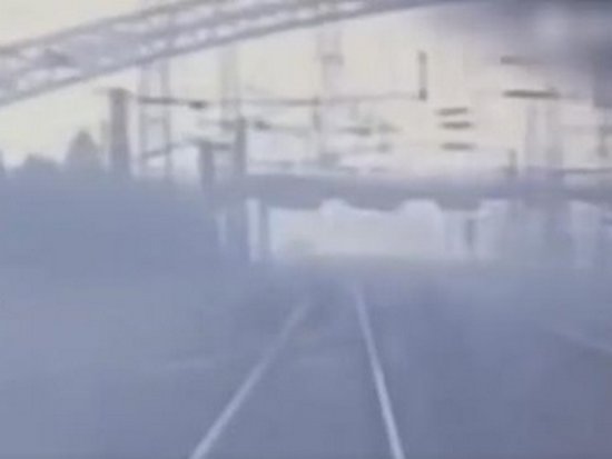 В Китае грузовой поезд насмерть сбил 6 рабочих