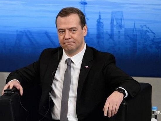 Дмитрий Медведев призвал не надеяться на отмену российских санкций