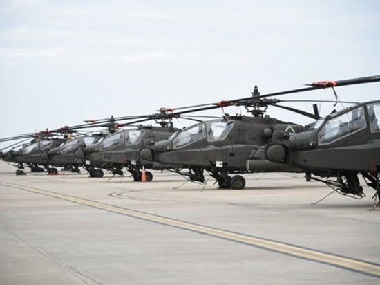США намерены перебросить в Европу десятки ударных вертолетов Apache