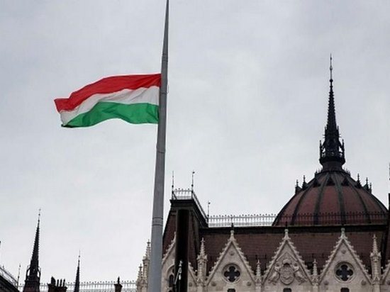 МИД Венгрии осудило законопроект об украинизации