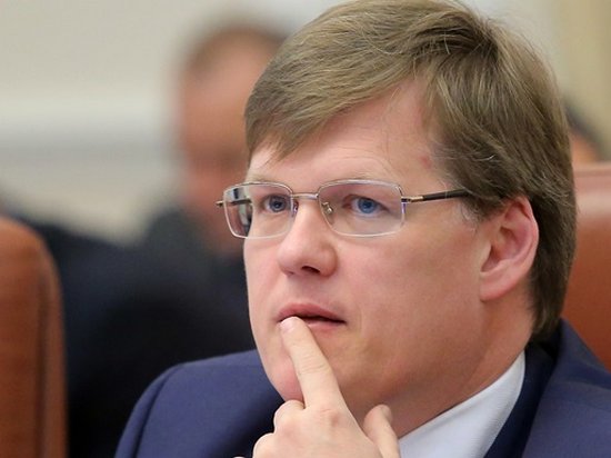 Половина украинцев не платит налоги — Розенко