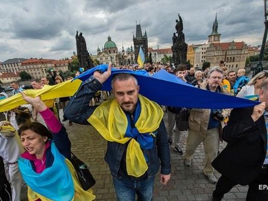 В Чехии работодатели требуют упростить трудоустройство для украинцев