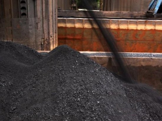 В СМИ назвали главных поставщиков угля из ЛДНР