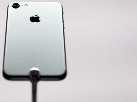 В iPhone 8 установят дисплей от Samsung