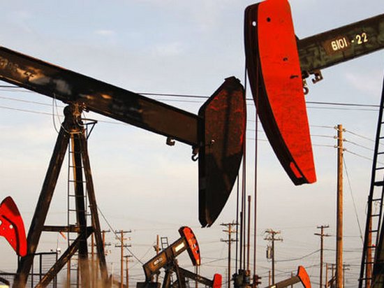 Страны ОПЕК перевыполнили план по снижению добычи нефти