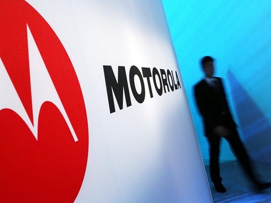 Компания Lenovo откажется от бренда Motorola