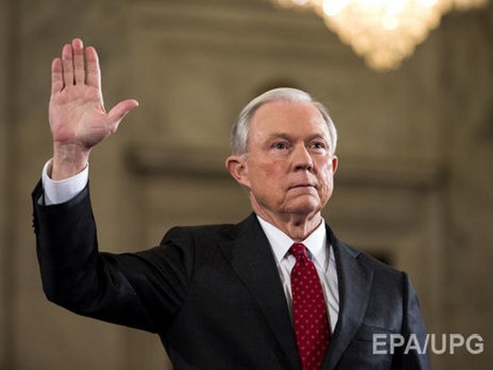 Генпрокурор США скрыл свои встречи с российским послом – WP