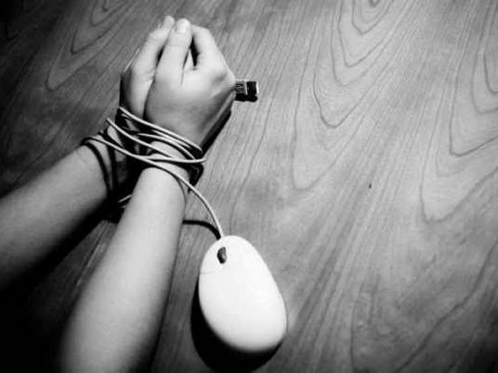 Соцсети могут привести к изоляции от реальности — учёные