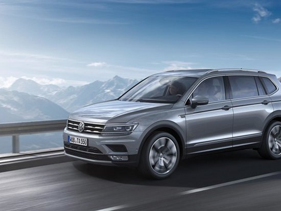 Компания Volkswagen показала новый кроссовер Tiguan Allspace (фото)