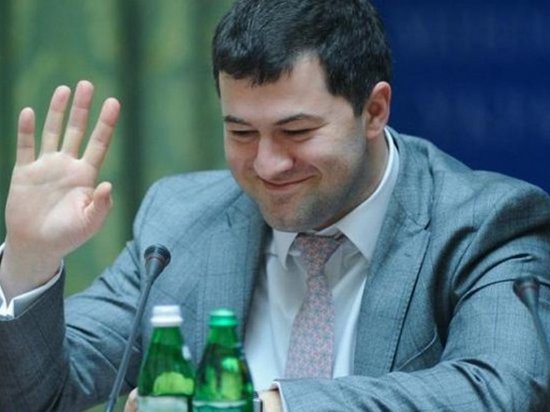 Министерство финансов не может уволить Романа Насирова и Ко