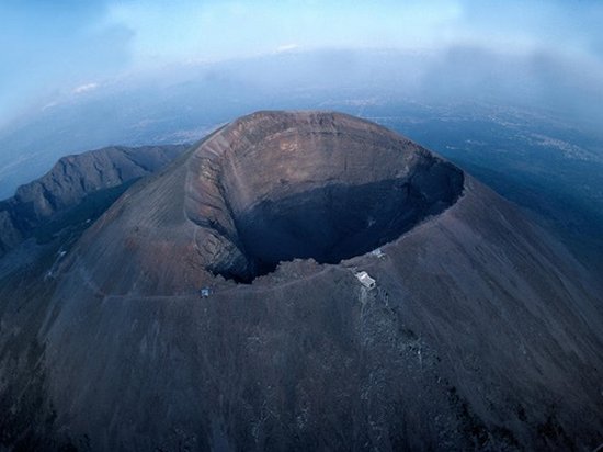 Эксперты назвали самые опасные вулканы на Земле