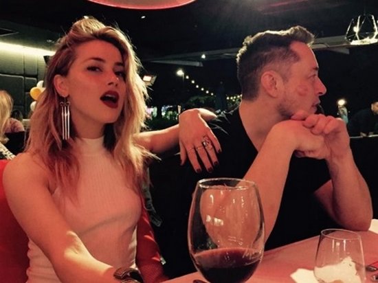 Илон Маск и Эмбер Херд подтвердили свои отношения (фото)