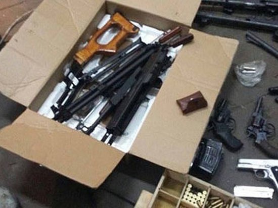 Полиция задержала одессита, который незаконно продавал оружие из «ДНР»