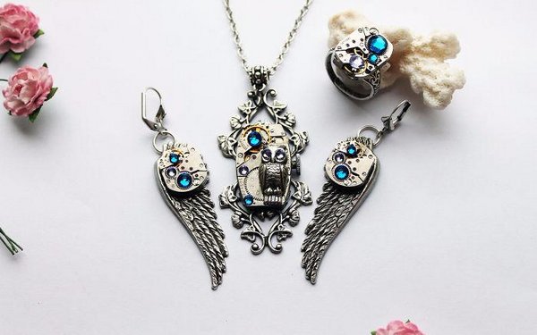 ювелирные украшения с натуральным камнем