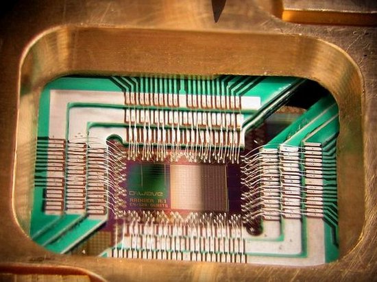 Китайским физикам удалось усовершенствовать квантовый компьютер