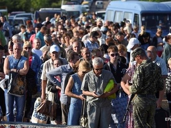 В Украине за год насчитали 239 тысяч беженцев