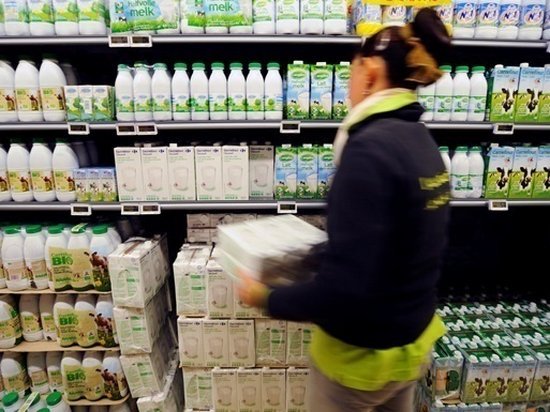 Россия расширила ограничения на поставки молочной продукции из Беларуси