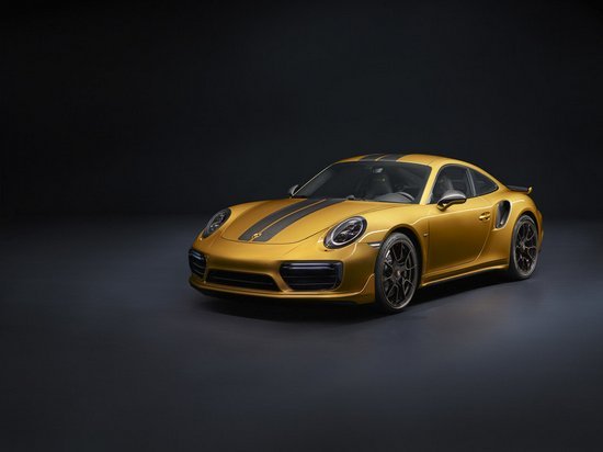 Компания Porsche представила самую мощную версию купе 911 (видео)