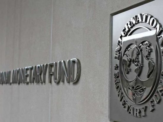МВФ отложит выделение Киеву нового транша из-за задержки реформ — Bloomberg