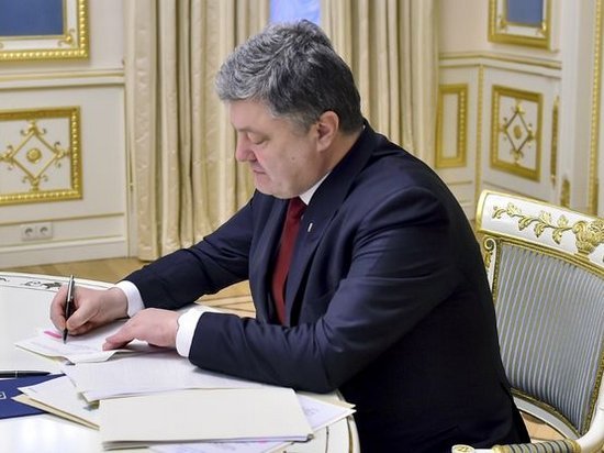 Президент утвердил восстановление курса на вступление Украины в НАТО