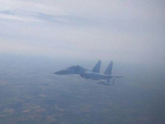 Украинские летчики показали высший пилотаж на авиашоу в Великобритании (видео)