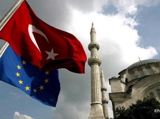 Турция никогда не вступит в Евросоюз — канцлер Австрии