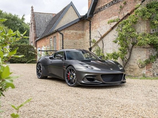 Компания Lotus представила свой мощнейший спорткар (фото)