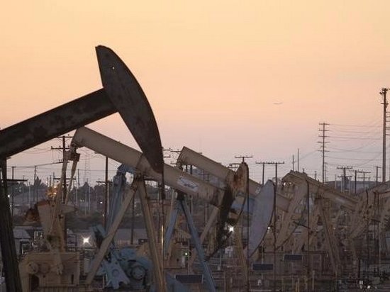 Саудовская Аравия и Нигерия подтолкнули цены на нефть