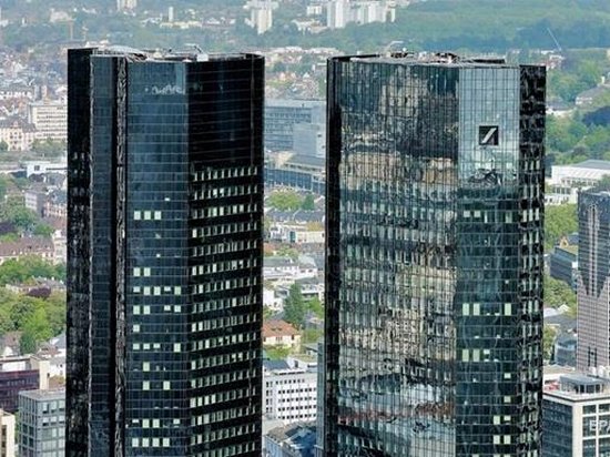 Deutsche Bank намерен вывести из Британии €300 миллиардов