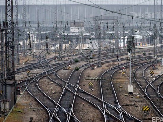СМИ: РФ ввела в строй железную дорогу в обход Украины
