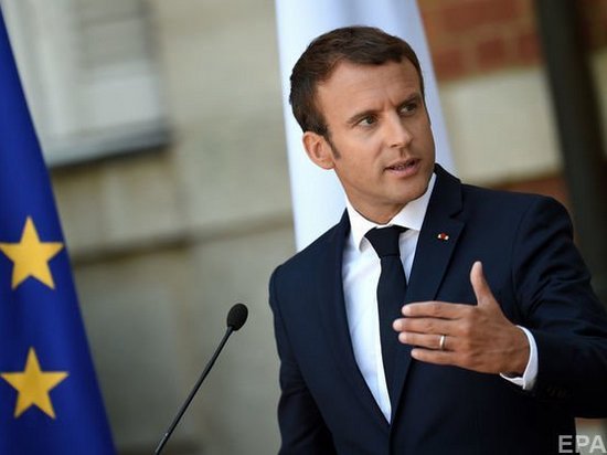 Большинство французов недовольно политикой Макрона — Reuters
