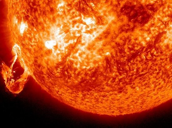 В Сети опубликовано видео крупнейшей солнечной вспышки за последние 12 лет