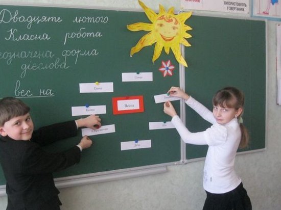 Петр Порошенко подписал резонансный закон об образовании в Украине