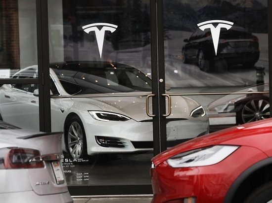 Компания Tesla провалила план по выпуску авто