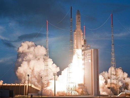 Тяжелая ракета Ariane вывела на орбиту два спутника