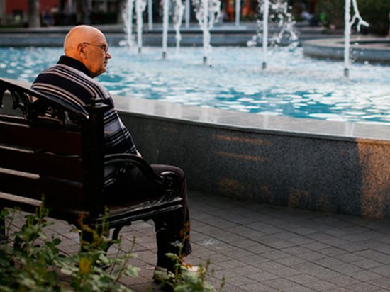 Российские пенсионеры пожаловались на здоровье и бедность