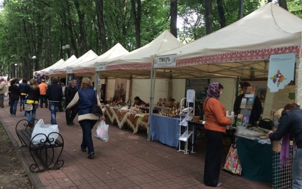 торговые шатры