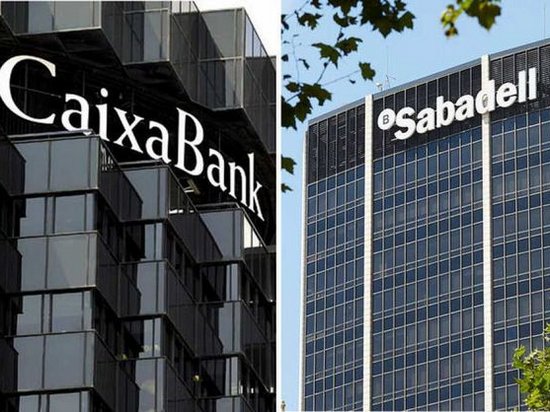 Крупные банки Испании заявили об уходе из Каталонии