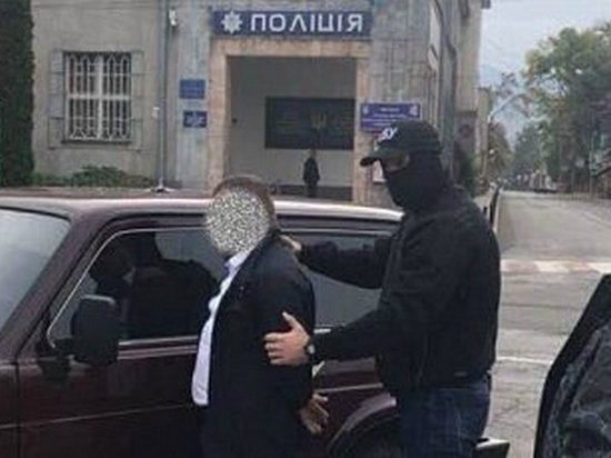 В Закарпатье замначальника полиции требовал $500 взятки