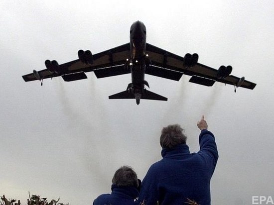 Впервые с 1991 года США приведут в боевую готовность бомбардировщики B-52