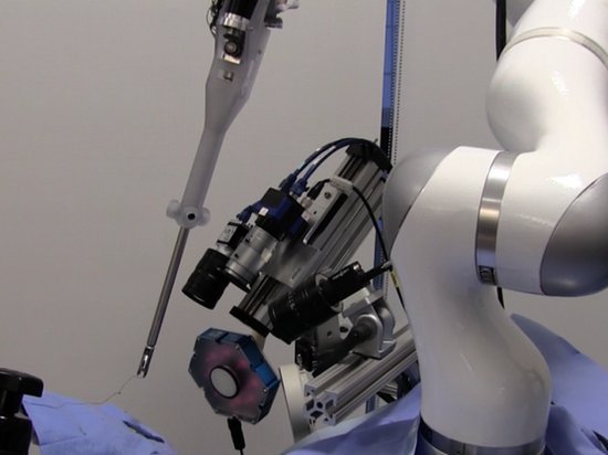 В США робот-хирург удалил опухоль лучше медиков