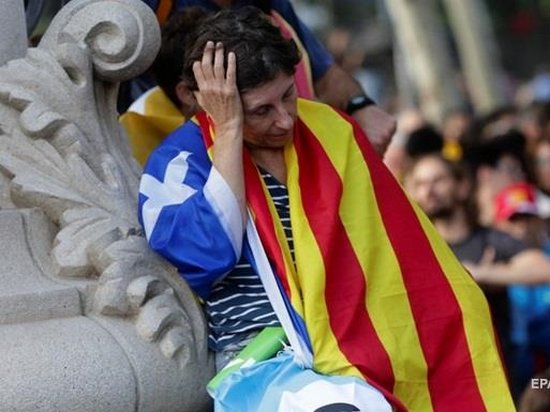 Тысячи компаний уходят из Каталонии