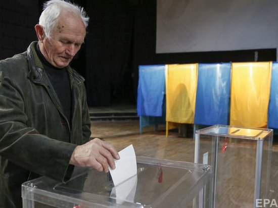 В Украине стартовали местные выборы в объединенные территориальные общины