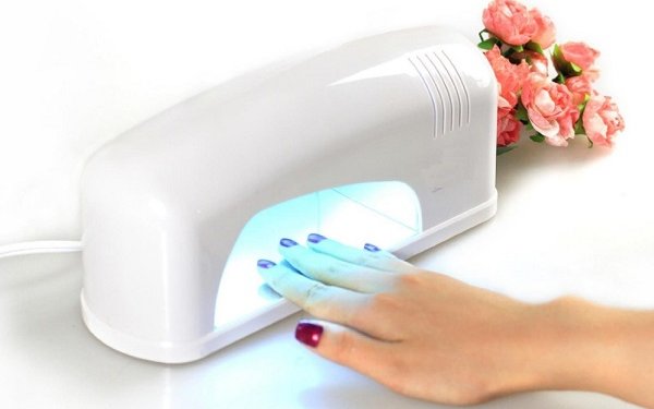LED-лампа для ногтей
