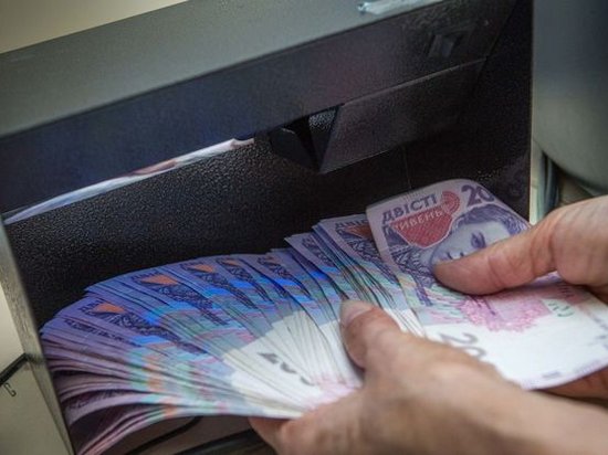 Нацбанк ужесточил требования к приему наличных для денежных переводов