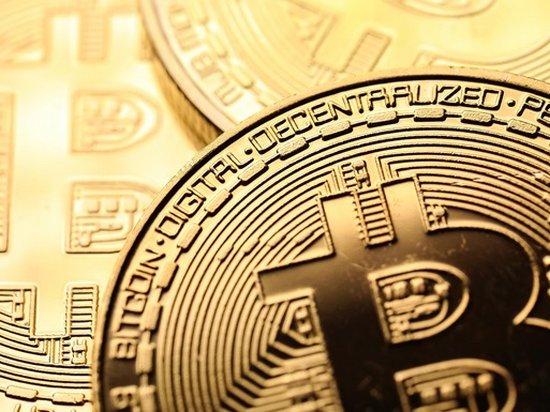 Курс биткоина перевалил за $9000