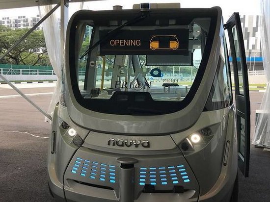 Беспилотные автобусы выйдут на рейсы в Сингапуре уже к 2022 году