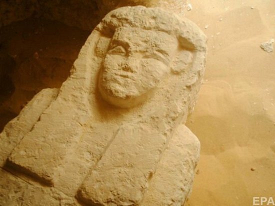 Археологи рассказали о содержимом древней неисследованной гробницы в Египте