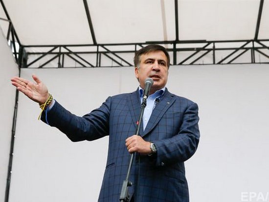 Саакашвили призвал Порошенко уйти в отставку