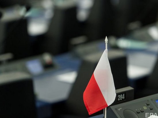 ЕК запустила беспрецедентную процедуру введения санкций против Польши